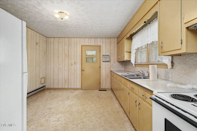 5765 Orebank Road, Kingsport, TN 37664