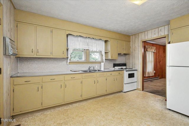 5765 Orebank Road, Kingsport, TN 37664