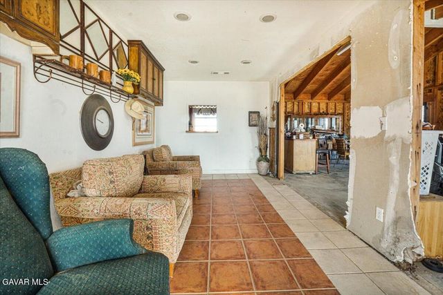 13861 E Ave G 6, Lancaster, CA 93535