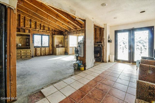 13861 E Ave G 6, Lancaster, CA 93535