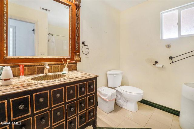 13861 E Ave G 6, Lancaster, CA 93535