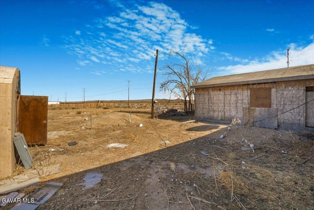 13861 E Ave G 6, Lancaster, CA 93535