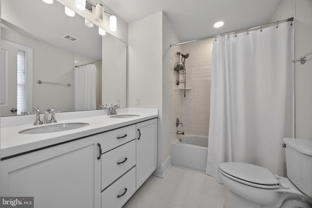 306 MERION CT, Kennett Square, PA 19348