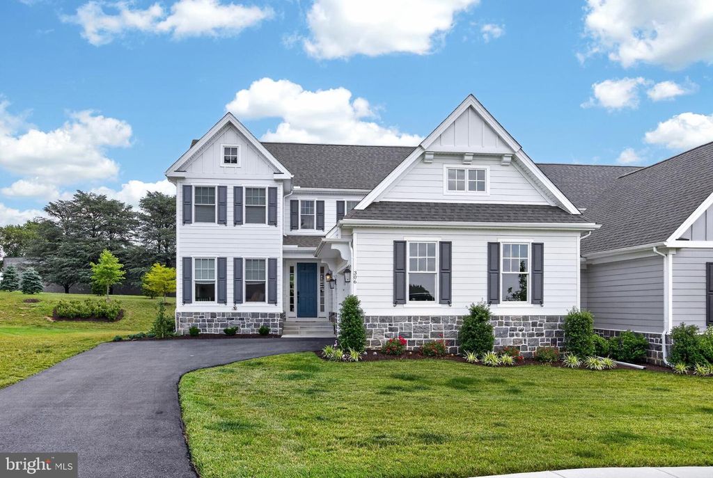 306 MERION CT, Kennett Square, PA 19348