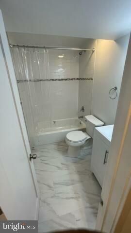7301 BONNIEMILL BASEMENT LN, Springfield, VA 22150