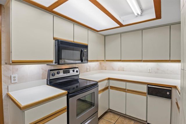 23 CASARENA COURT, Winter Haven, FL 33881