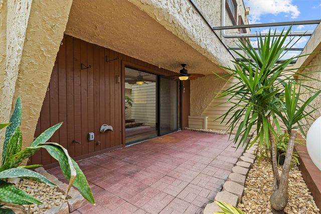 23 CASARENA COURT, Winter Haven, FL 33881