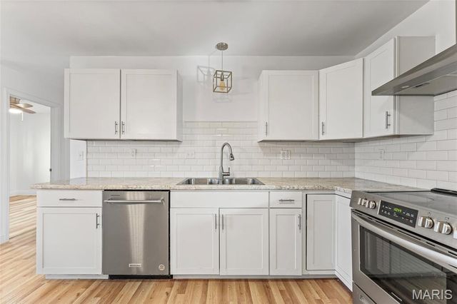 407 N 11th Street, De Soto, MO 63020