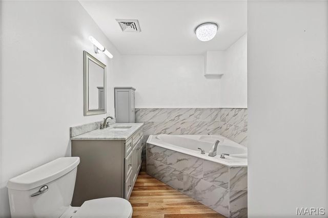 407 N 11th Street, De Soto, MO 63020