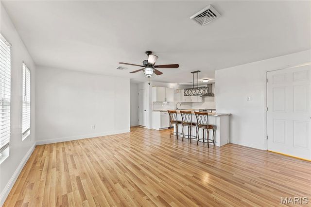 407 N 11th Street, De Soto, MO 63020