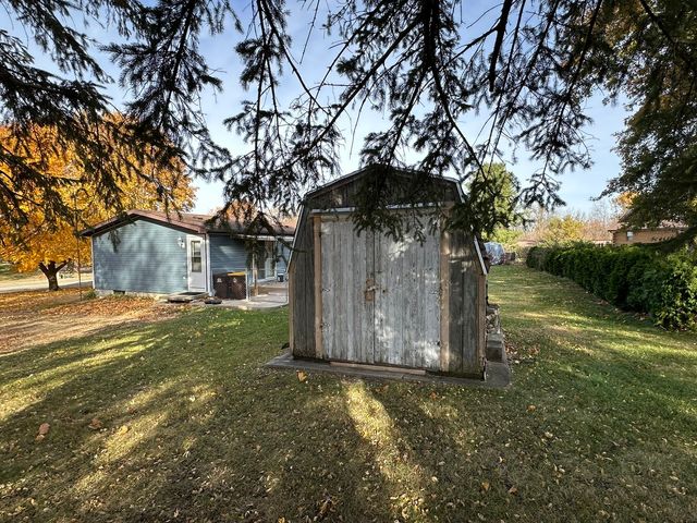 116 Pepin Drive, Lena, IL 61048