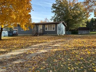 116 Pepin Drive, Lena, IL 61048