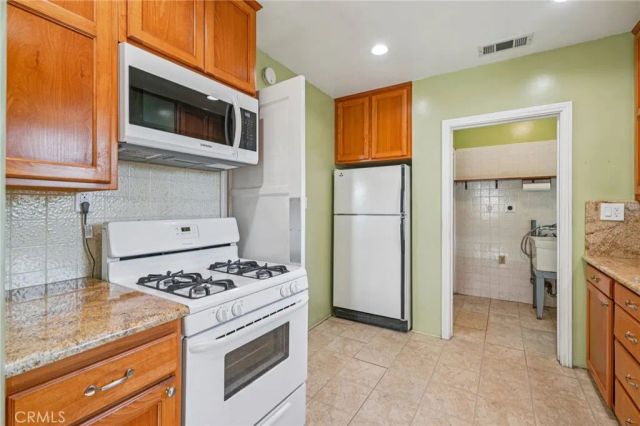 1002 N Florence Avenue, Colton, CA 92324