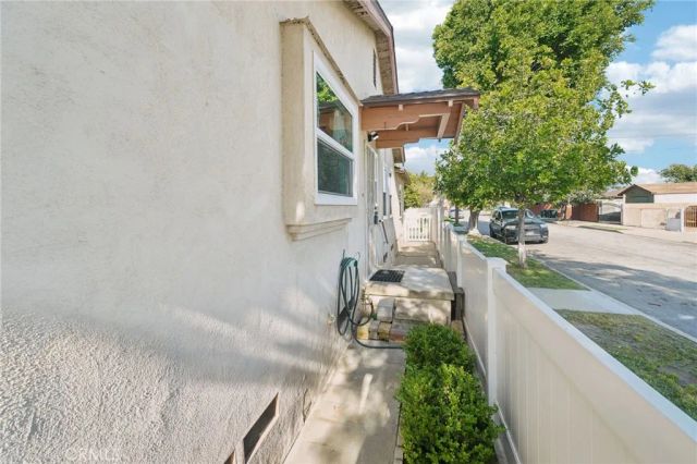 1002 N Florence Avenue, Colton, CA 92324