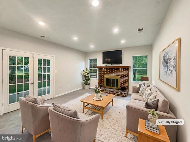 6829 COLOGO CT, Waldorf, MD 20603