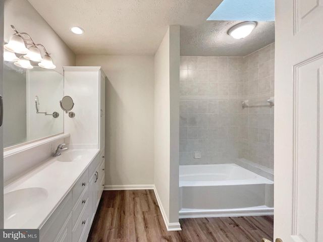 6829 COLOGO CT, Waldorf, MD 20603