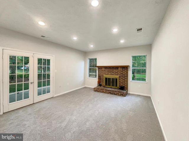 6829 COLOGO CT, Waldorf, MD 20603