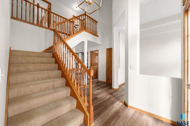 716 W Laquinta St Street, Sioux Falls, SD 57108