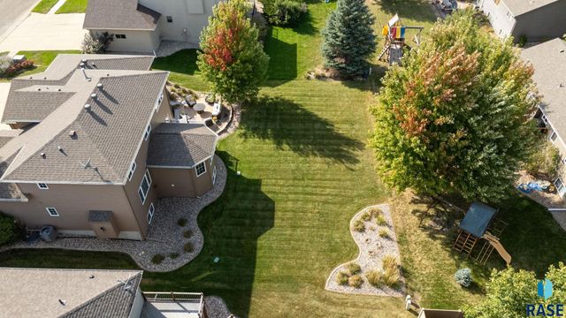 716 W Laquinta St Street, Sioux Falls, SD 57108