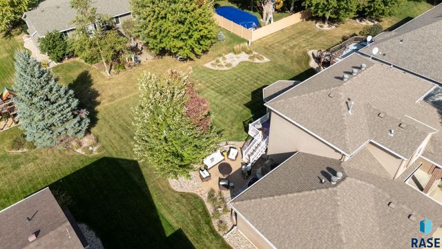 716 W Laquinta St Street, Sioux Falls, SD 57108