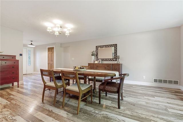 7685 Duffield Circle, Centerville, OH 45459