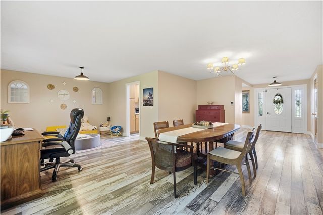 7685 Duffield Circle, Centerville, OH 45459