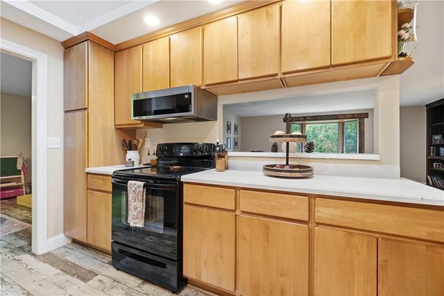 7685 Duffield Circle, Centerville, OH 45459