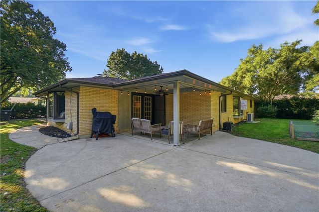 7685 Duffield Circle, Centerville, OH 45459