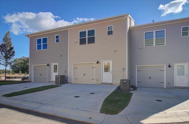 4611 Larkfield Way, Powder Springs, GA 30127