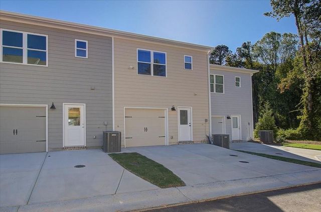 4611 Larkfield Way, Powder Springs, GA 30127