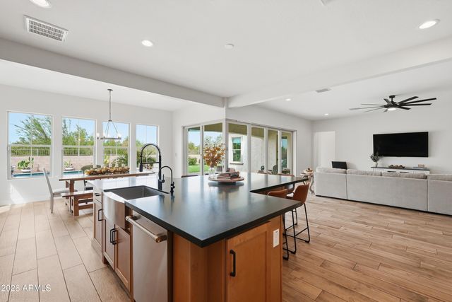 18840 E APRICOT Lane, Queen Creek, AZ 85142