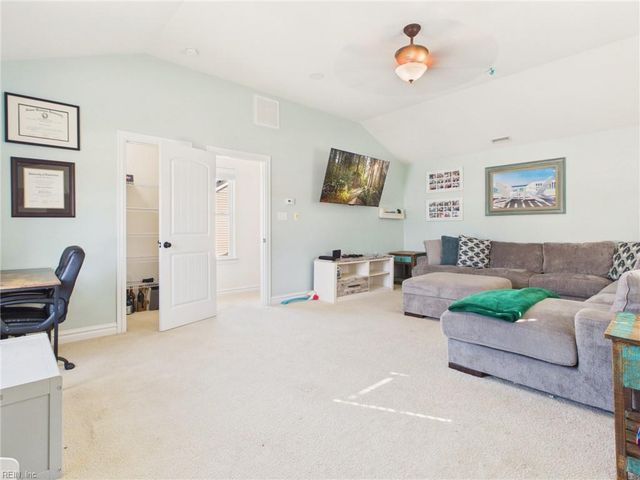 2213 Olmstead LN, Virginia Beach, VA 23456