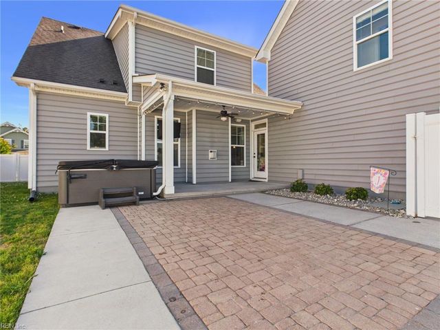 2213 Olmstead LN, Virginia Beach, VA 23456