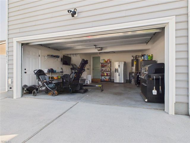 2213 Olmstead LN, Virginia Beach, VA 23456