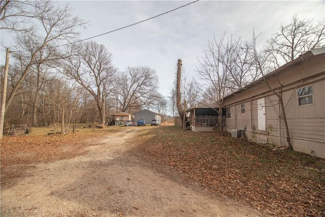 16576 W HWY 12, Gentry, AR 72734