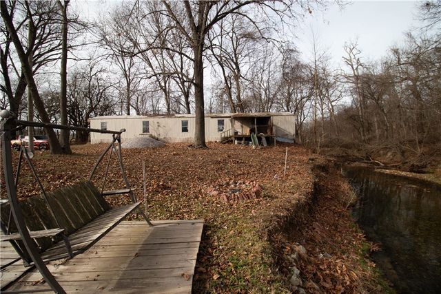 16576 W HWY 12, Gentry, AR 72734