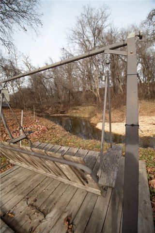 16576 W HWY 12, Gentry, AR 72734