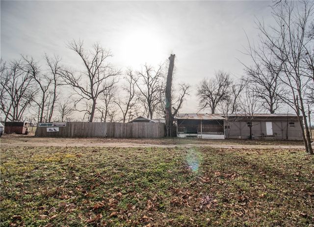 16576 W HWY 12, Gentry, AR 72734