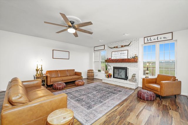 16512 Nelson Road, Woodstock, IL 60098