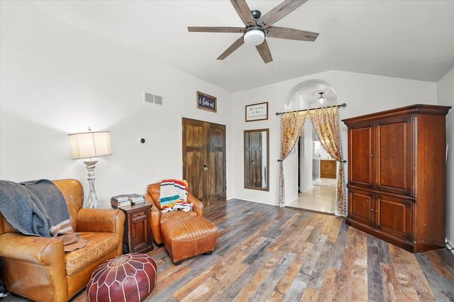 16512 Nelson Road, Woodstock, IL 60098