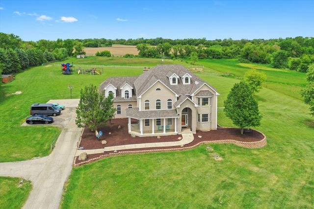 16512 Nelson Road, Woodstock, IL 60098