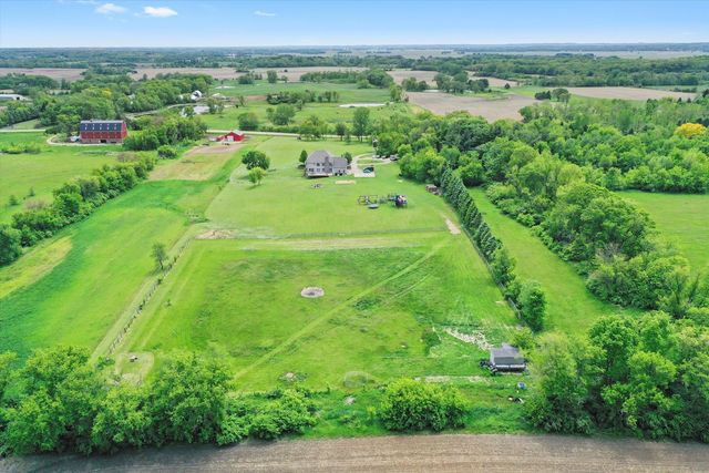 16512 Nelson Road, Woodstock, IL 60098
