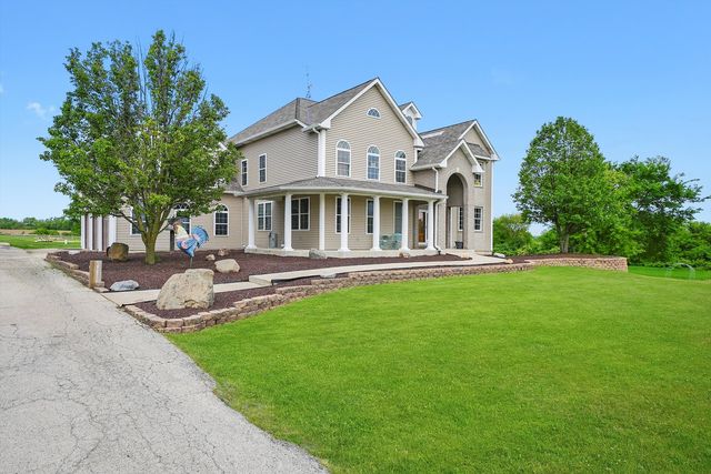 16512 Nelson Road, Woodstock, IL 60098