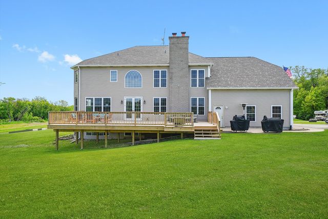 16512 Nelson Road, Woodstock, IL 60098