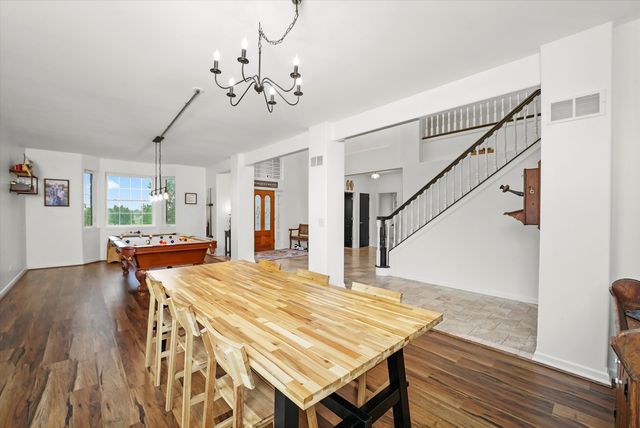 16512 Nelson Road, Woodstock, IL 60098