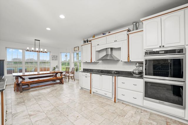 16512 Nelson Road, Woodstock, IL 60098