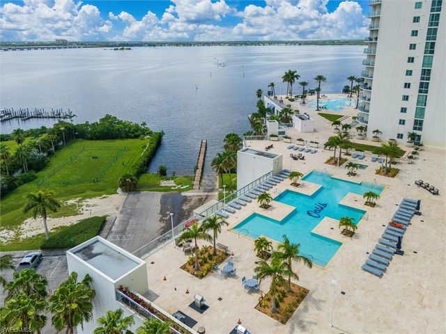 3000 Oasis Grand BLVD MPH3, Fort Myers, FL 33916