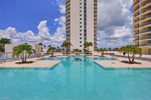 3000 Oasis Grand BLVD MPH3, Fort Myers, FL 33916