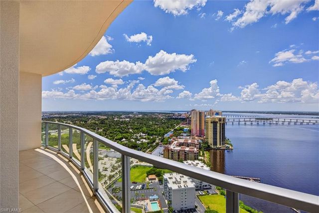 3000 Oasis Grand BLVD MPH3, Fort Myers, FL 33916