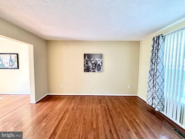 723 SAINT MICHAELS DR, Bowie, MD 20721